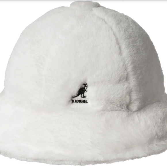Kangol Faux Fir - Picture 1 of 3